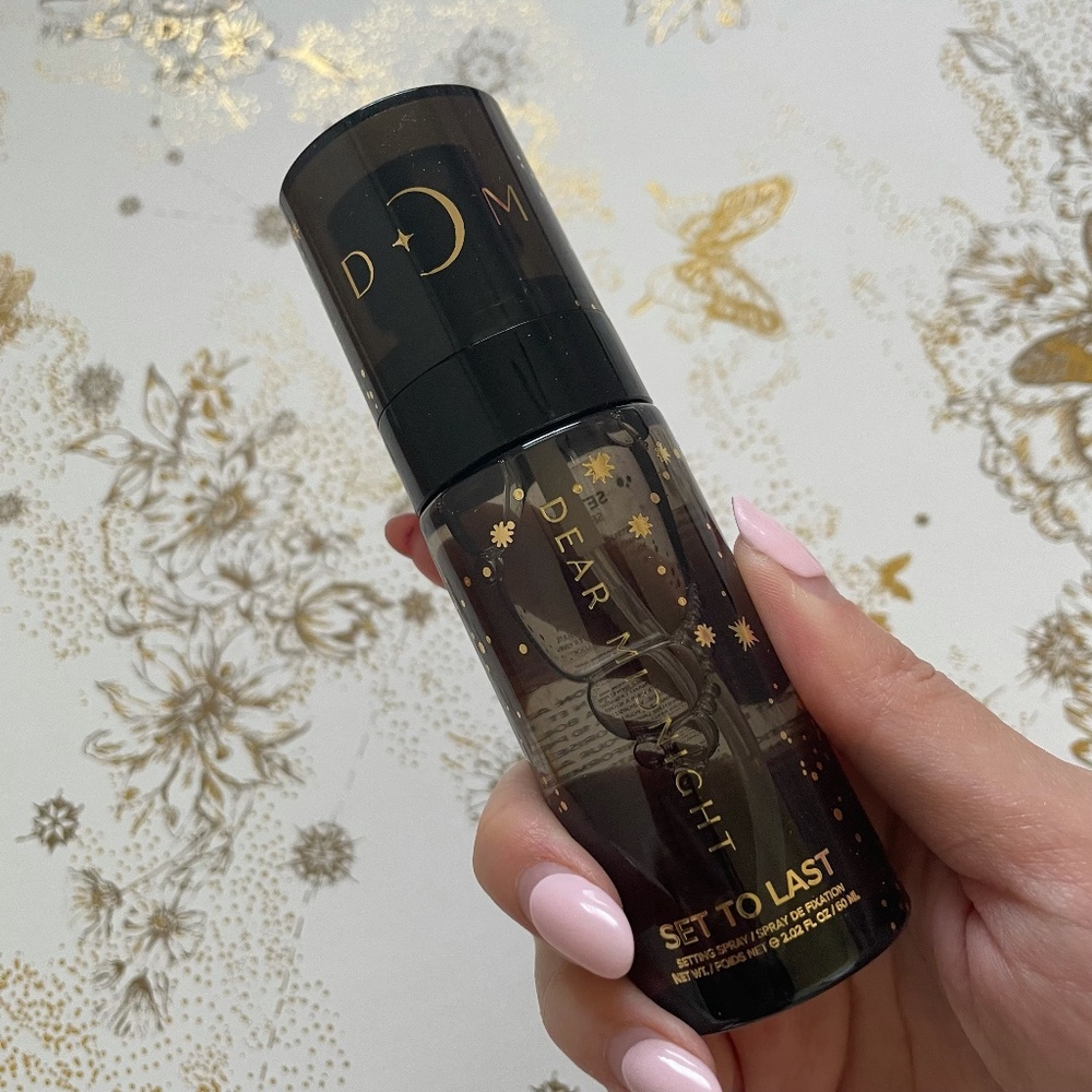 DEAR MIDNIGHT set to last setting spray